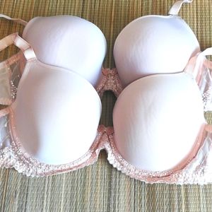 Wacoal Natori Underwire Bra Size 34DD bundle of 4